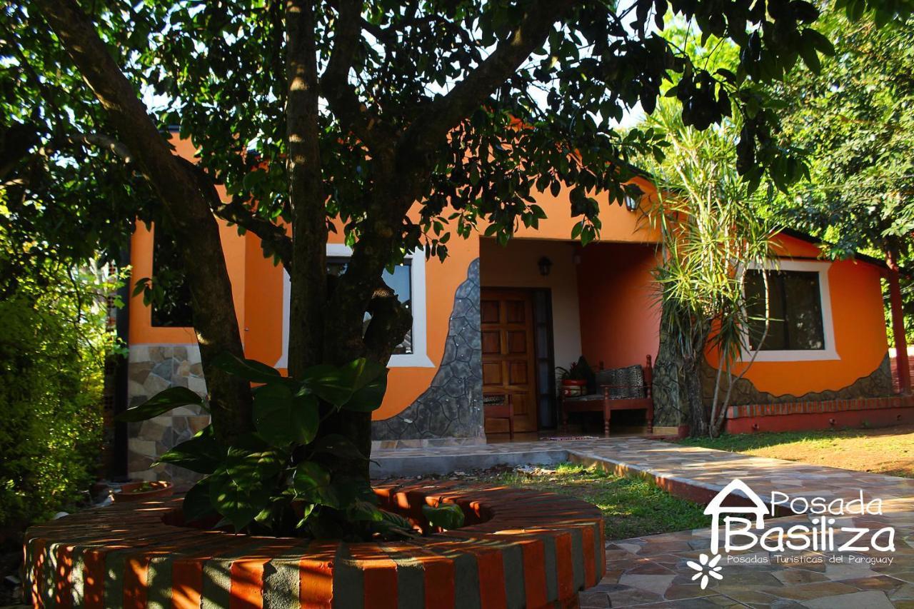 Posada Basiliza, Encarnacion Py ภายนอก รูปภาพ